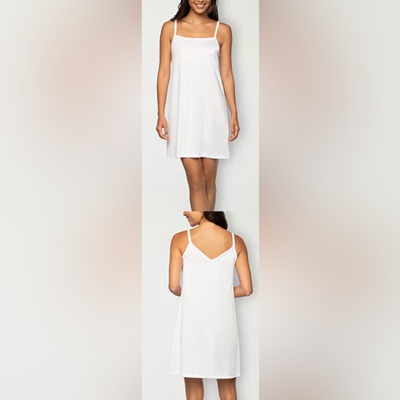 NWT’s Vanity Fair Dual Reversible Neckline Straight/V-Neck Slip Nighty Lounger - Picture 12 of 12